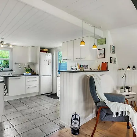 Casa vacanze 4 Bedroom Beautiful Home In Lemvig